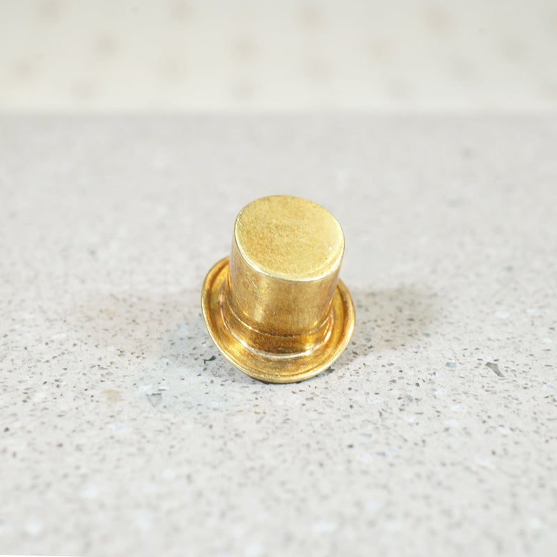 Perfectly Dapper Top Hat Charm