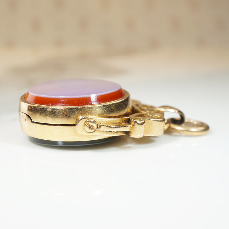 Superb 18k Gold & Agate Locket Spinner Fob