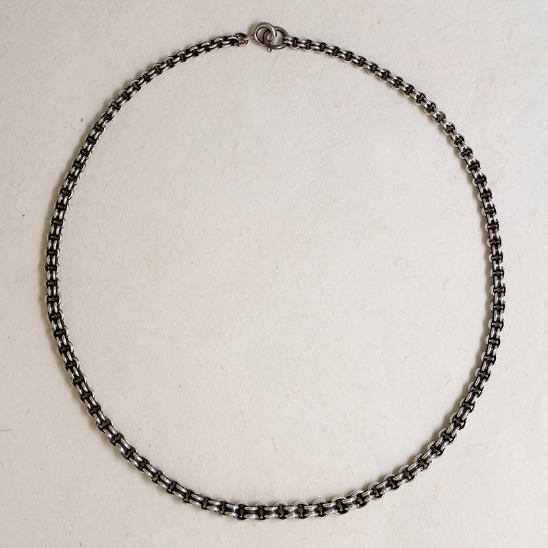 Edwardian Sterling Silver Graduated Grooved Link Chain
