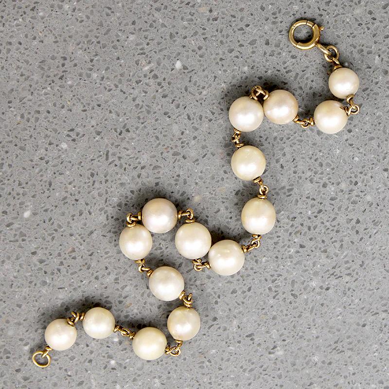 Pretty Pearls on Gold Wire Linked Bracelet