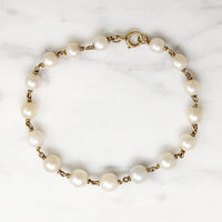 Creamy Cultured Pearls on Gold Wire Linked Bracelet