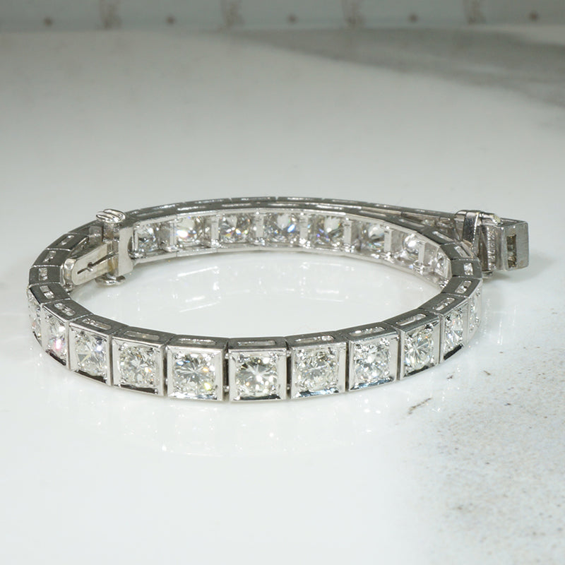 Shimmering Platinum and Diamond Vintage Line Bracelet