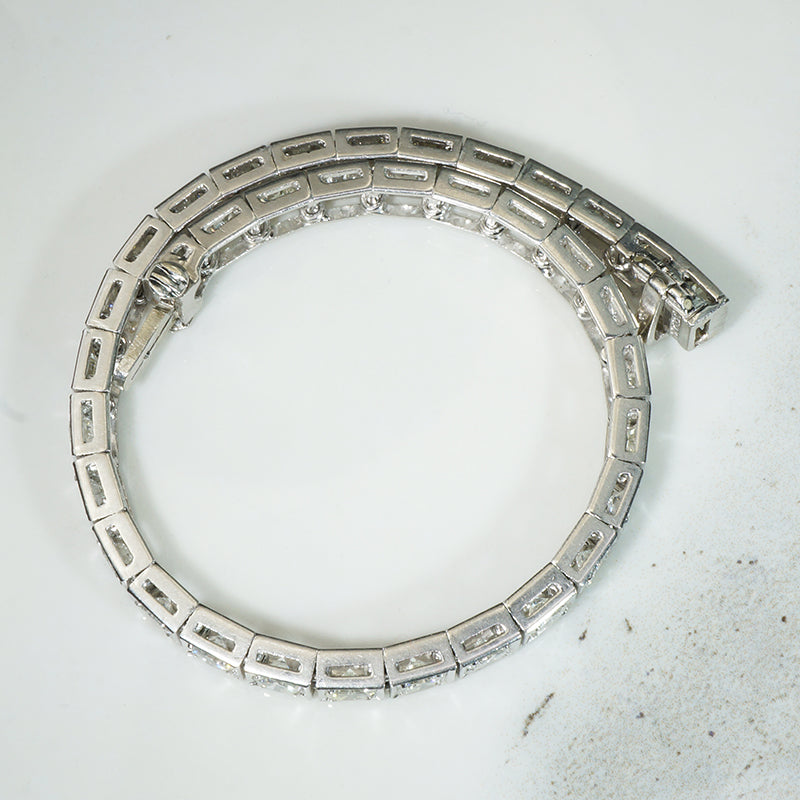 Shimmering Platinum and Diamond Vintage Line Bracelet