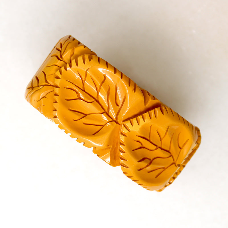 Autumn Gold Bakelite Leafy Wreath Clamper Bracelet