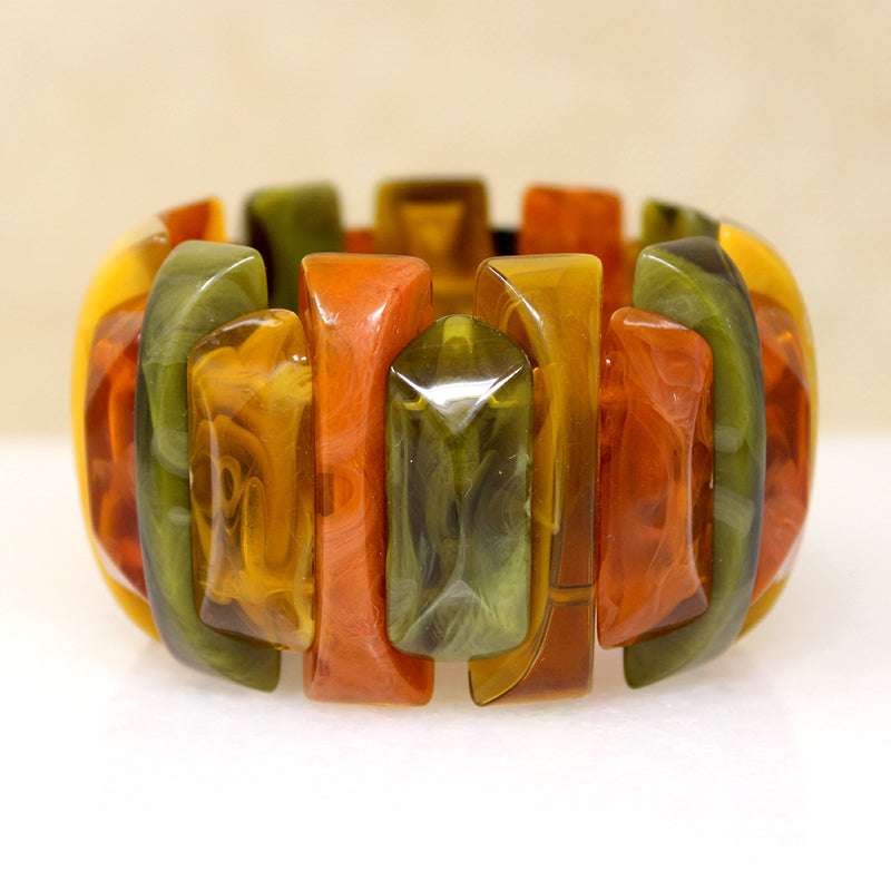 Hip Mid Century Molded Plastic Bracelet