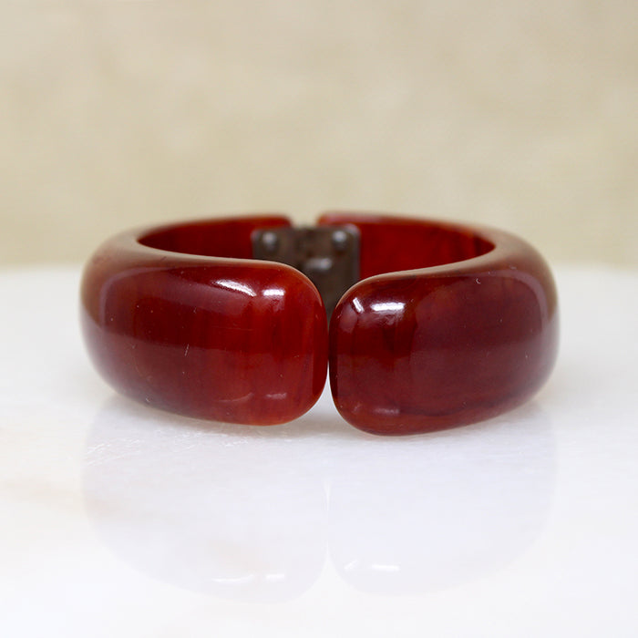 Chubby Chestnut-Colored Bakelite Clamper Bracelet
