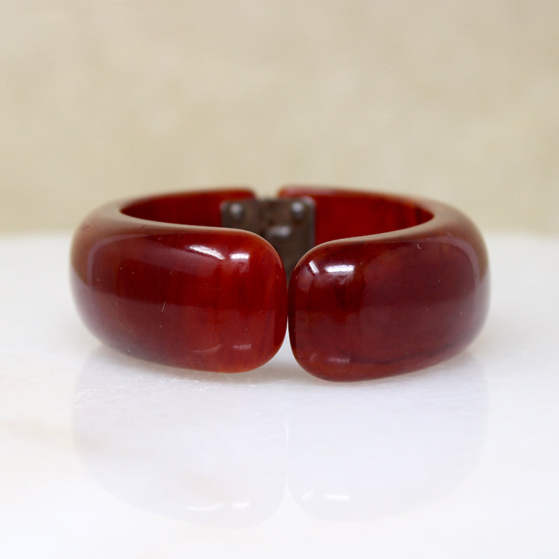 Chubby Chestnut-Colored Bakelite Clamper Bracelet