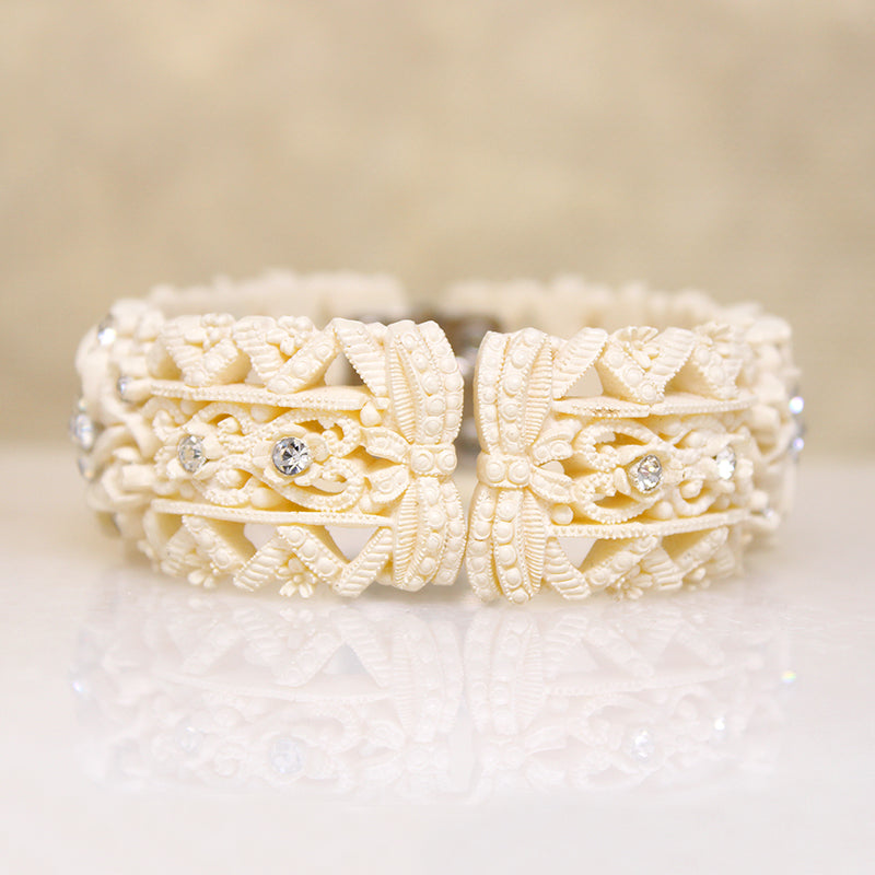 Sparkly Wedding Cake Ivory-Plastic Clamper Bracelet