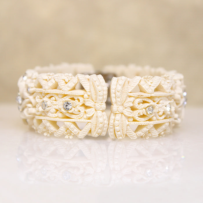 Sparkly Wedding Cake Ivory-Plastic Clamper Bracelet