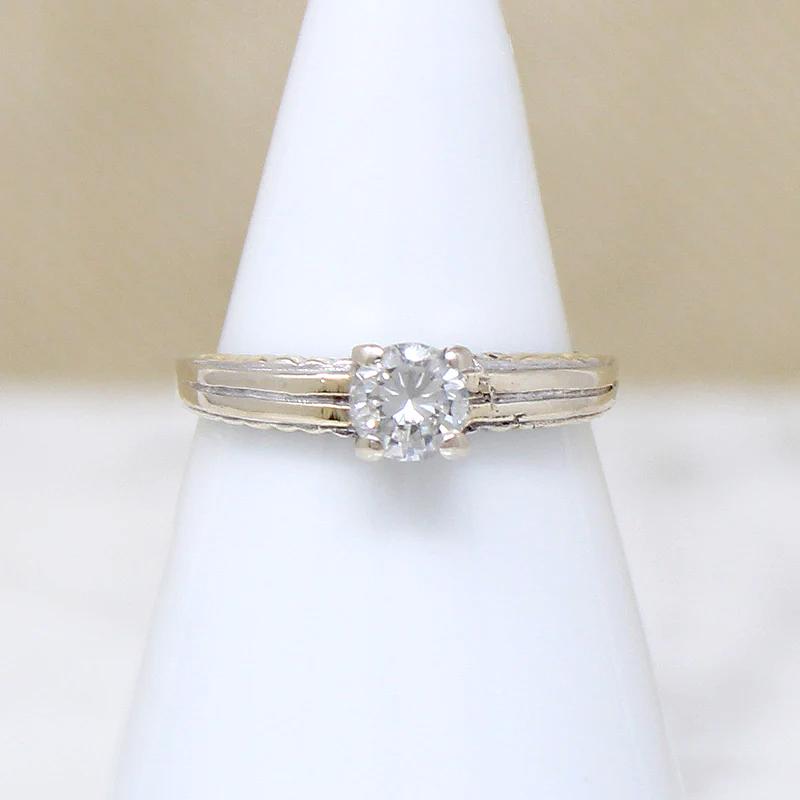 Sweet & Subtle Retro Diamond Solitaire Ring