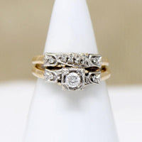 Two-Tone Tulip Retro Wedding Set