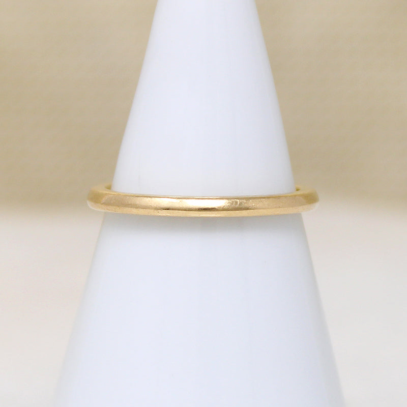 Slim 18k Gold Band with Deep Half Round Exterior