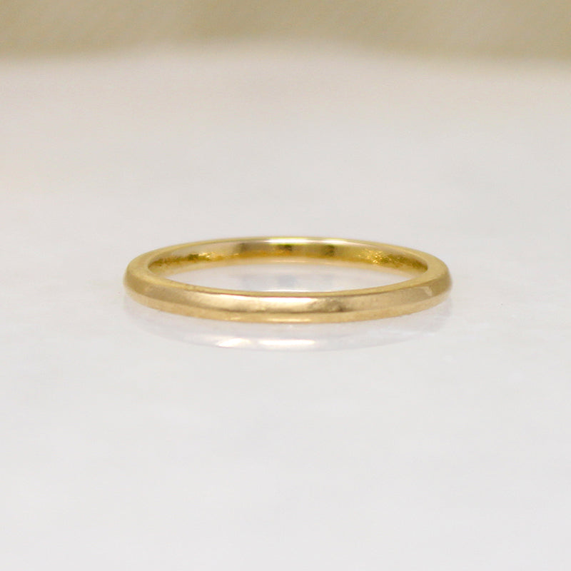 Slim 18k Gold Band with Deep Half Round Exterior