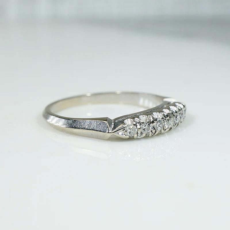 Retro White Gold Band with Seven Bright Diamonds