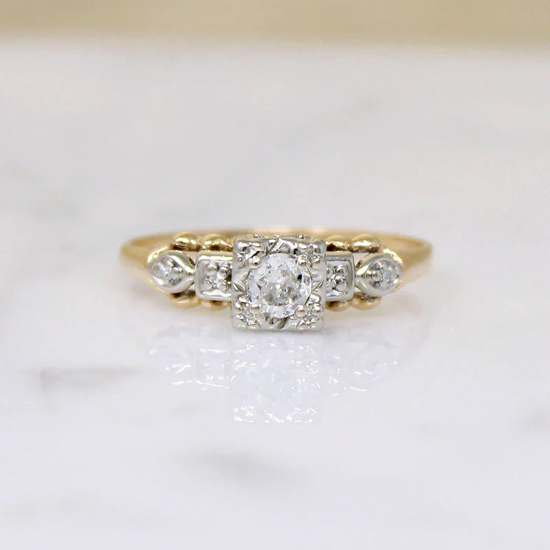 Charming 1940s Two-Tone Gold & Diamond Ring