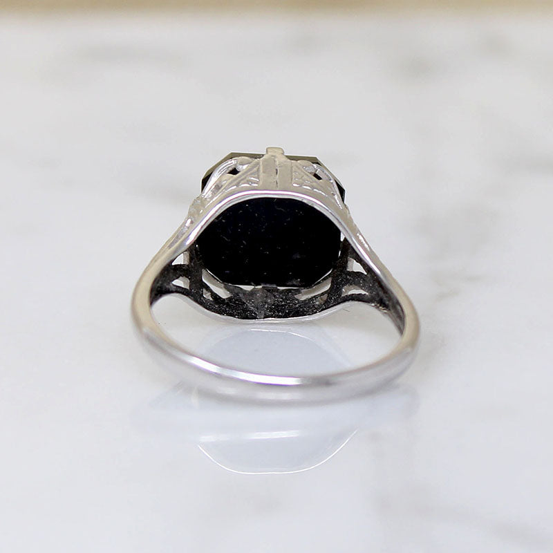 Onyx in Graceful White Gold Art Deco Ring