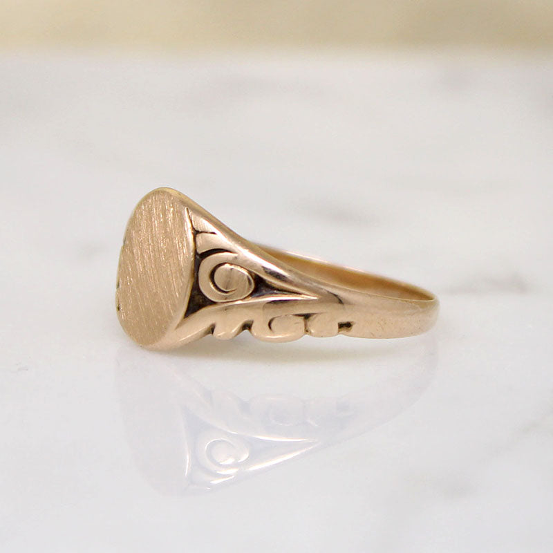 Acanthus Motif 14k Gold Signet Ring