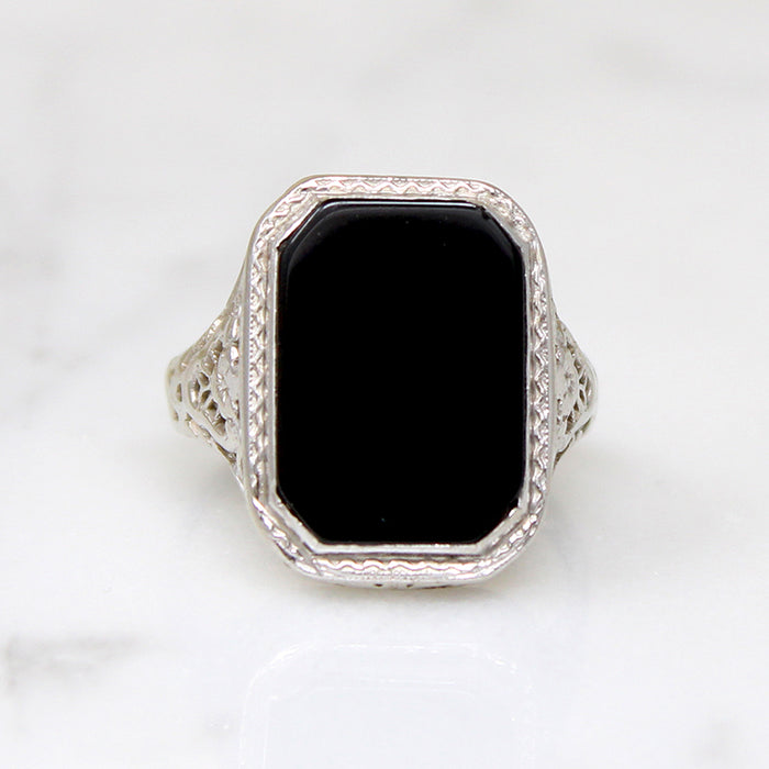 Onyx in 14k White Gold Floral Filigree Ring