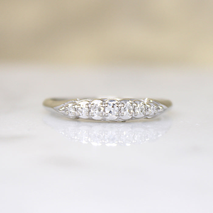 Pretty Mid Century Seven Diamond Wedding Band