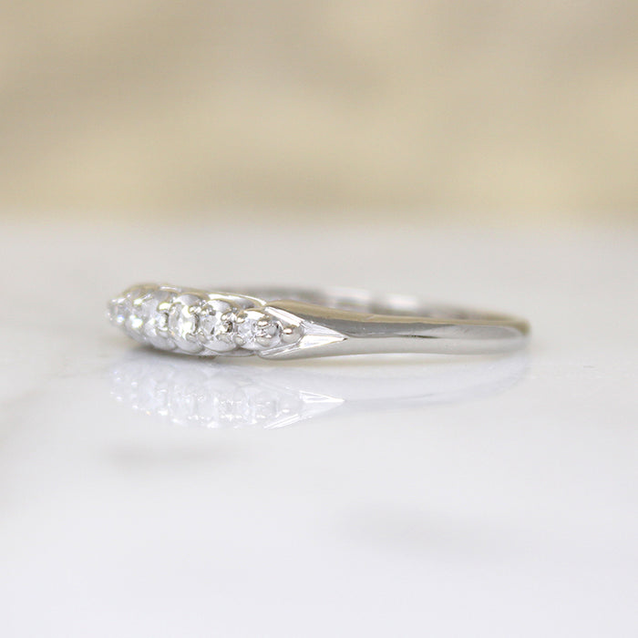 Pretty Mid Century Seven Diamond Wedding Band