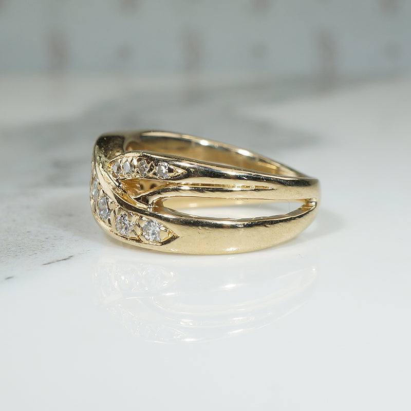 Vintage 1970s Gold and Diamond Band