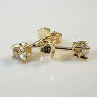 Old Mine Cut 0.39tcw Diamond in Gold Stud Earrings