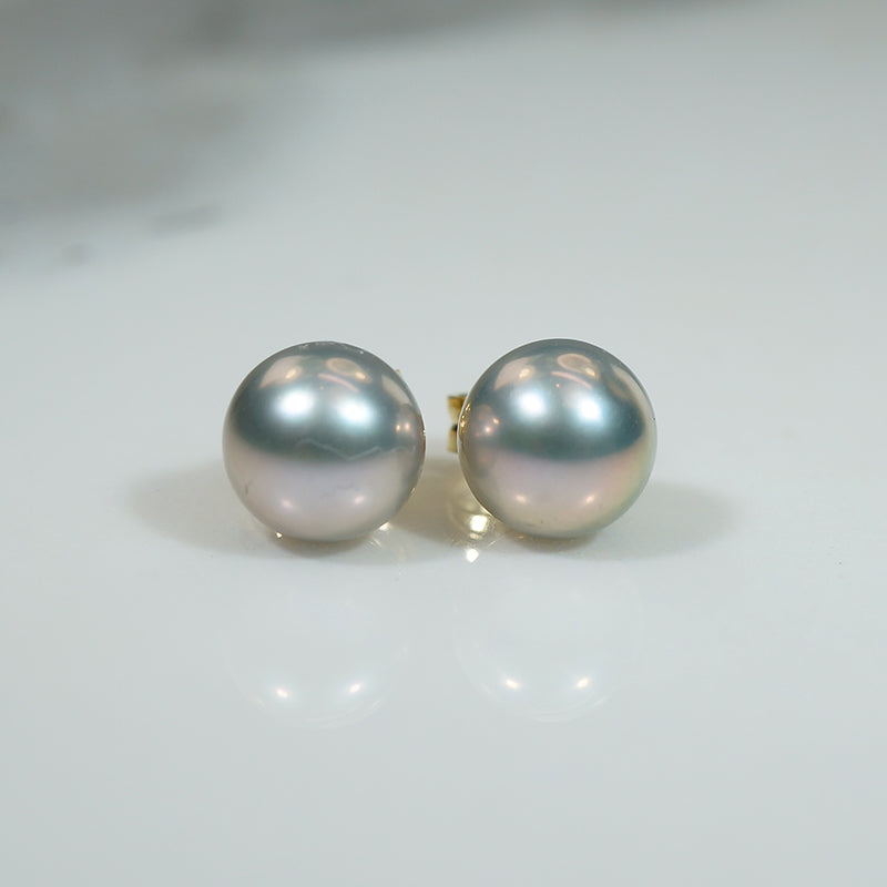 Silvery-Pinkish-Grey 6mm Pearls in Gold Studs
