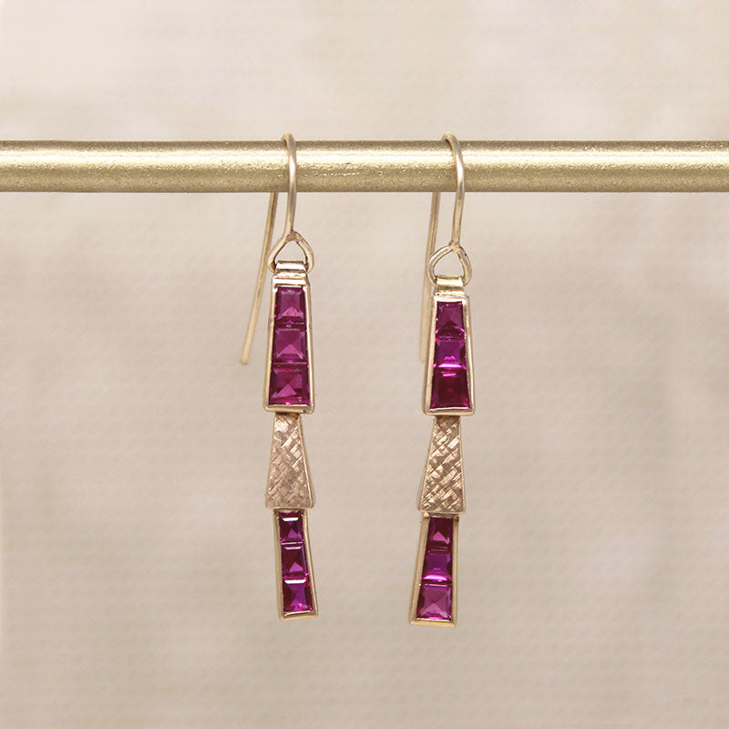 Sultry Gold & Ruby Retro Drop Earrings