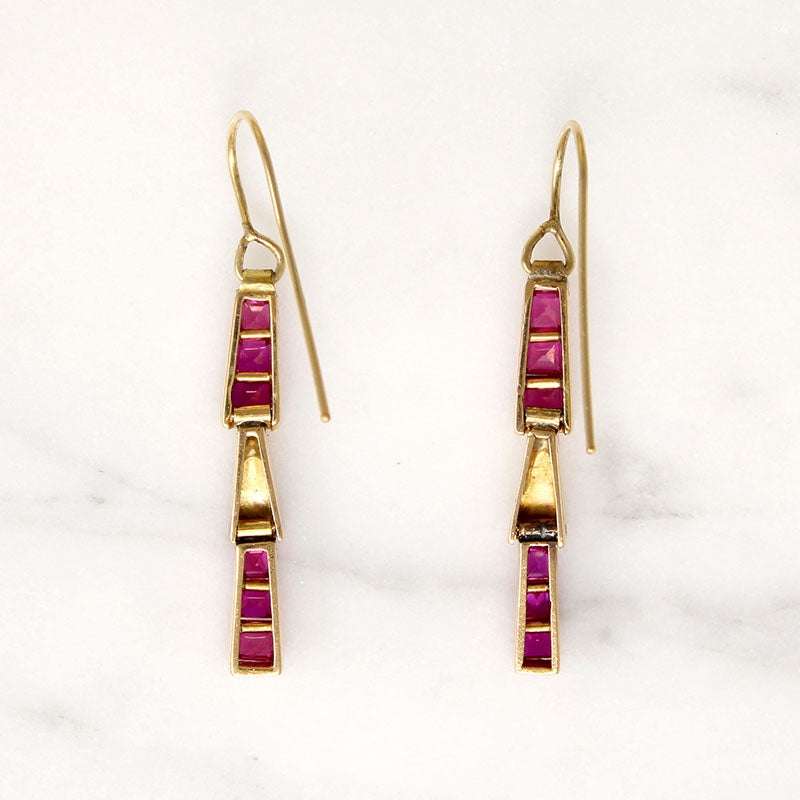 Sultry Gold & Ruby Retro Drop Earrings