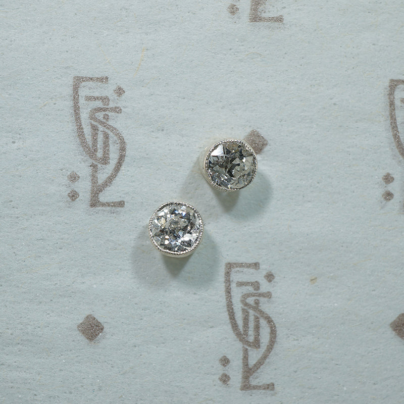 Unique OMC Diamond Studs