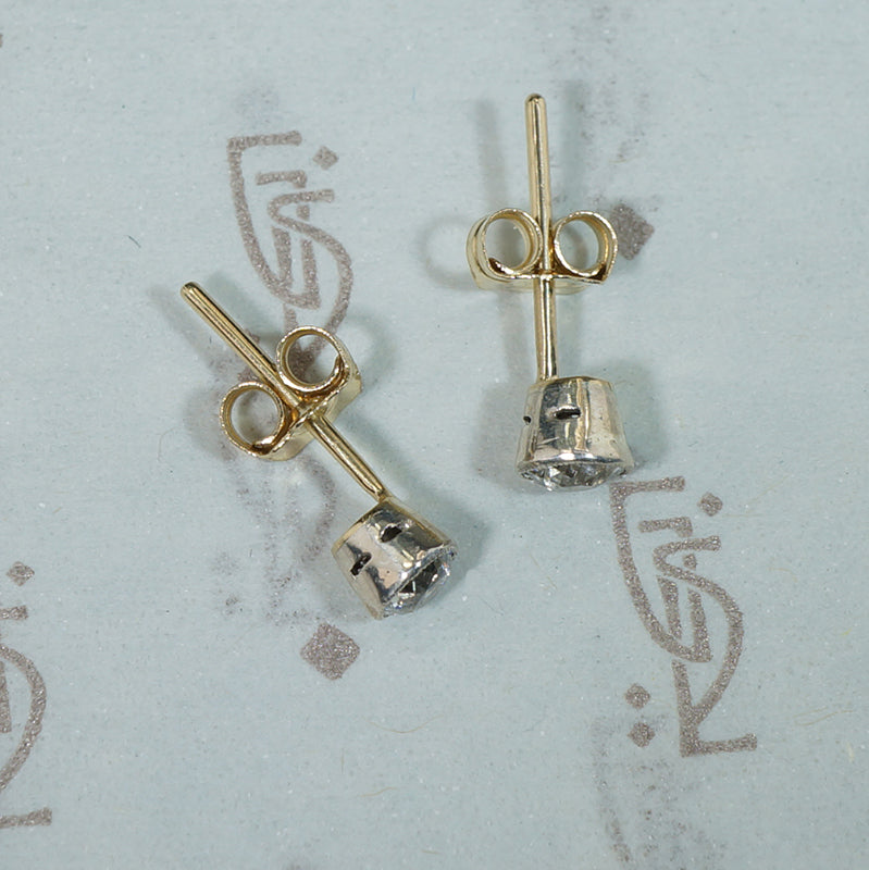 Fabulous OMC Diamond Stud Earrings