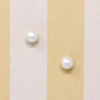Vintage 6.8mm Pearl & Recycled White Gold Studs
