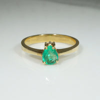 Pear Shape Emerald Solitaire in 18k