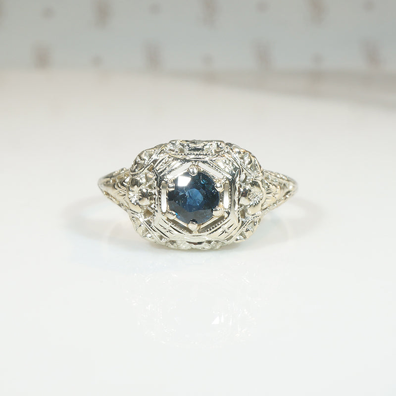 Lovely White Gold Filigree Sapphire Ring