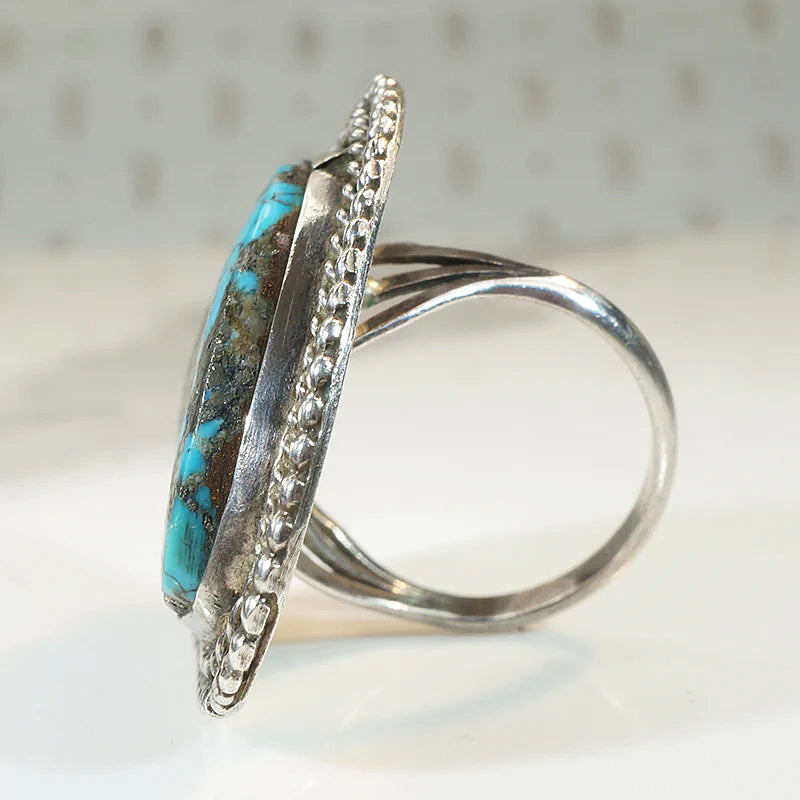 Stunning Turquoise in Handsome Silver Ring