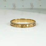 Precise Carved Deco Pattern NOS Gold Band