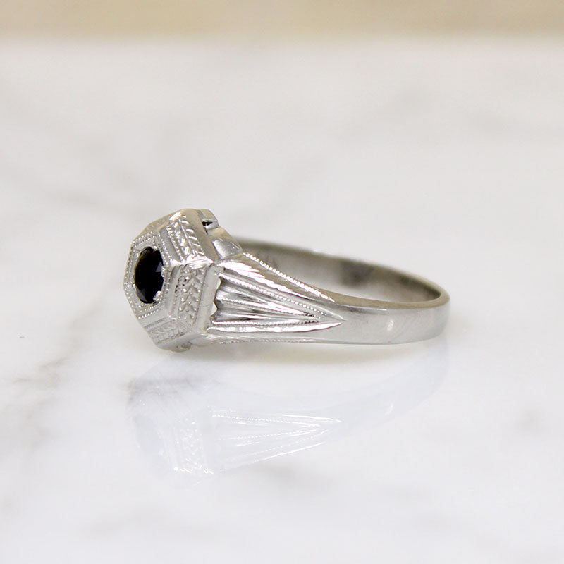 Stylish Art Deco Onyx & Engraved White Gold Ring