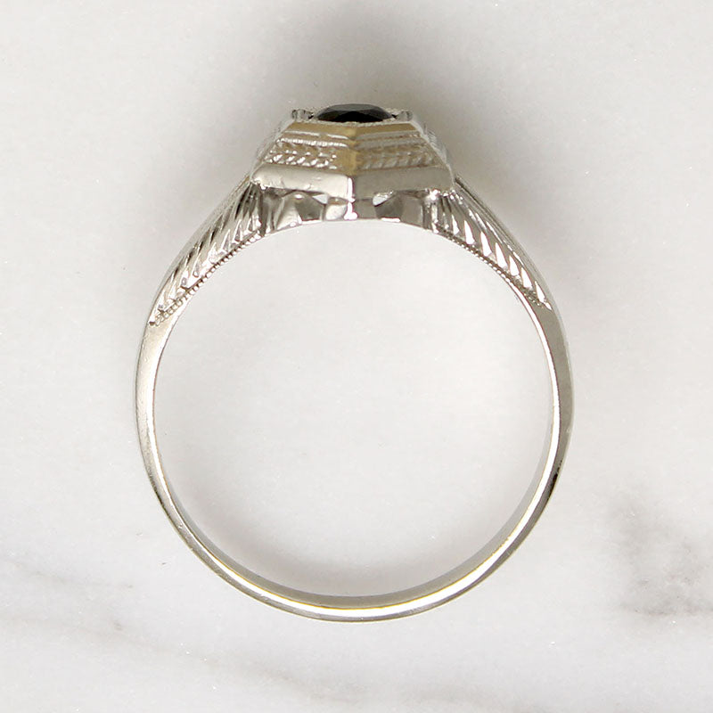 Stylish Art Deco Onyx & Engraved White Gold Ring