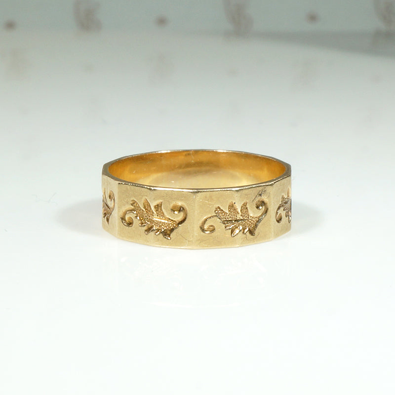 Victorian 9ct Tiny Band with Oak Leaves
