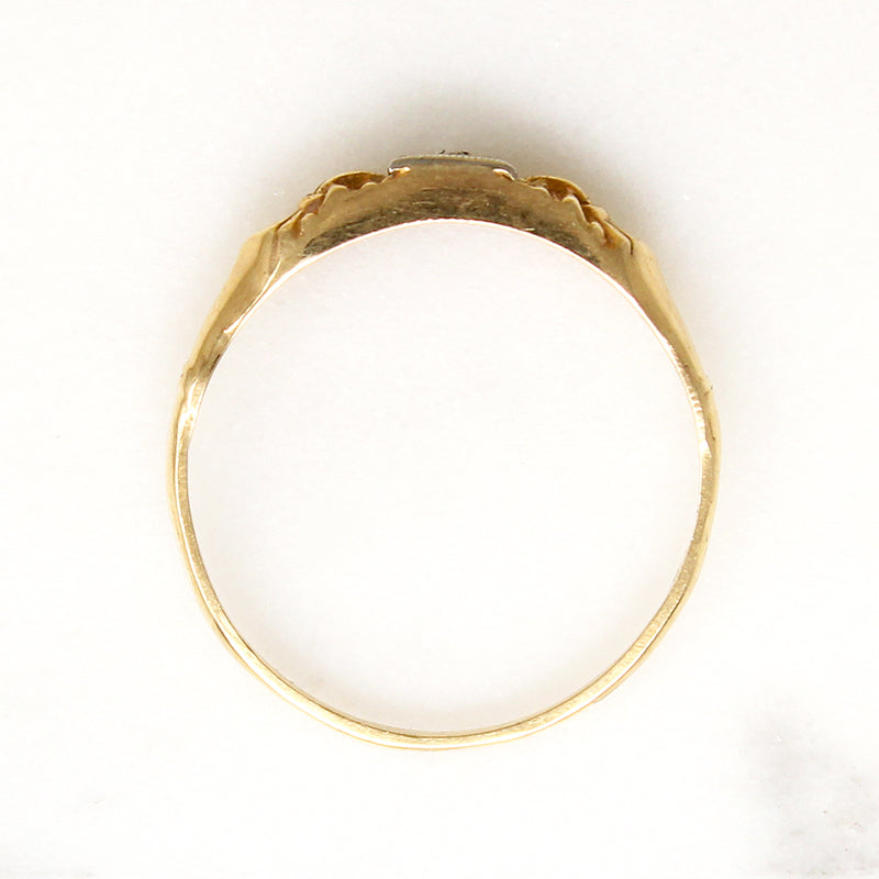 Engaging Two-Tone Buckle Band with Rose Cut Diamond