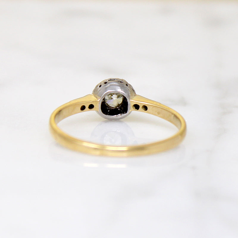 Elegant Edwardian Engagement Ring with Pale Yellow Diamond