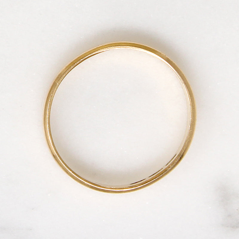 Lovely 18k Gold Size 6.5 Wedding Band