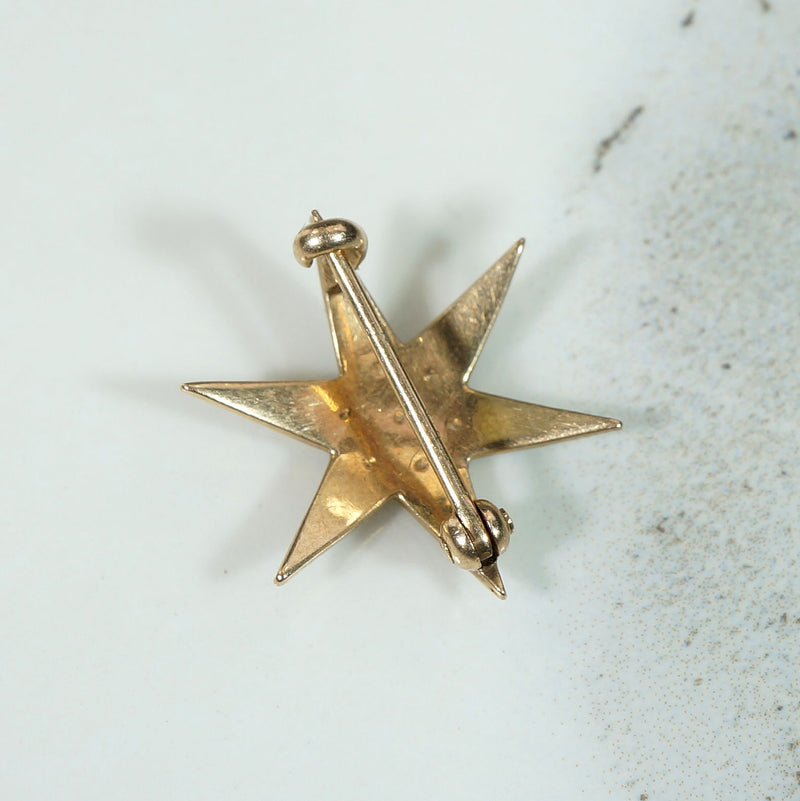 Radiant Little Gold & Pearl Star Brooch