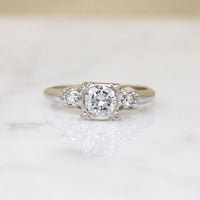 Classic Diamond & White Gold Ring in New Condition