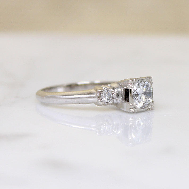 Classic Diamond & White Gold Ring in New Condition