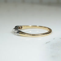 Pretty 2-Tone Diamond Band