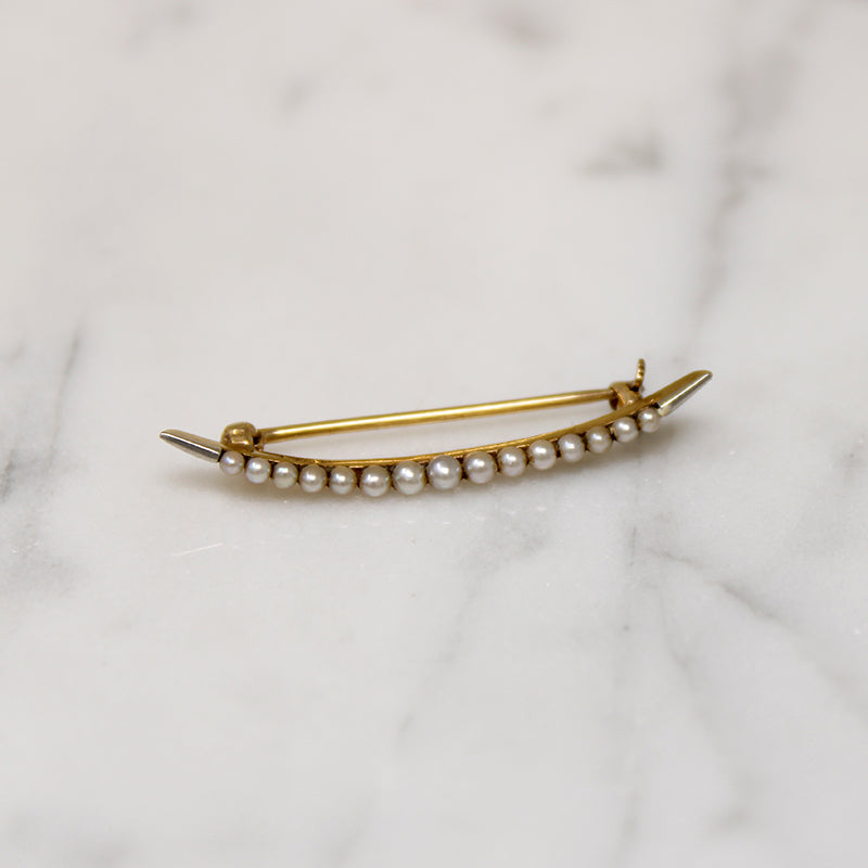 Graceful Pearl-Set Gold Crescent Moon Brooch 