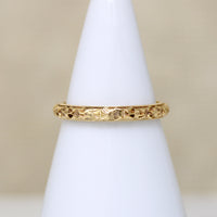 Deeply Engraved 14k Gold Art Deco Flower Band
