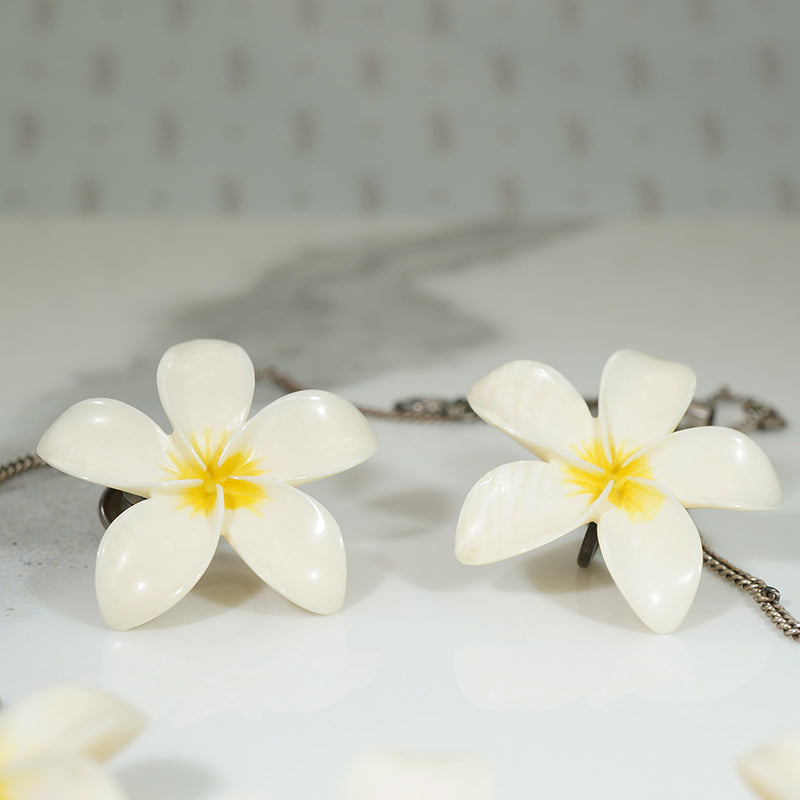 Vintage Ming's Plumeria Necklace and Earrings
