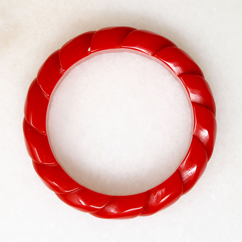 Cherry Red Bakelite Rope Carved Bangle